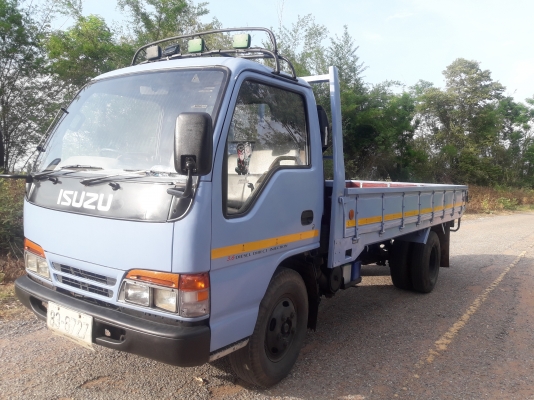 รถบรรทุกหกล้อ ISUZU NKR หัวการ์ตูน เครื่อง 120 แรงม้าปี40 รถบรรทุกหกล้อ ISUZU NKR หัวการ์ตูน เครื่อง 120 แรงม้าปี40