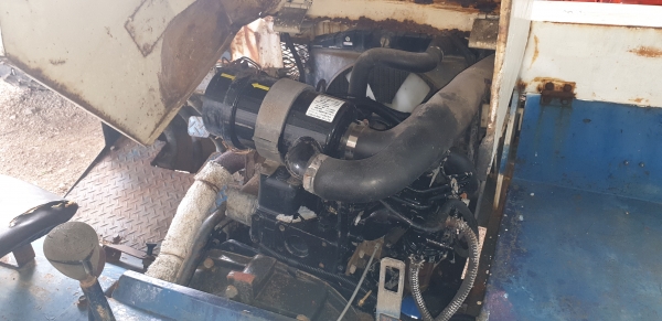 8 ล้อ 20 แรง รถบรรทุกการเกษตรและก่อสร้าง