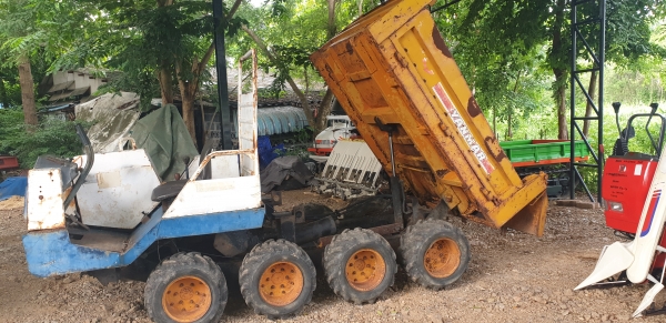 8 ล้อ 20 แรง รถบรรทุกการเกษตรและก่อสร้าง