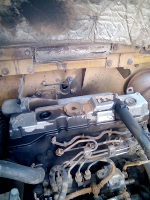 รถแบคโฮยี่ห้อ Cat 308 b  75 แรง เก่านอก มีใบอินวอยช์ พร้อมเทลเลอร์