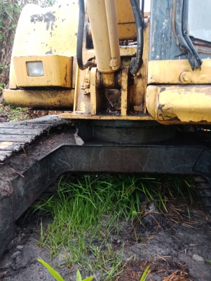 ขายKOMATSU PC60-7 ไฟครบเอกสารอินวอยราคา 500,000 ขายKOMATSU PC60-7 ไฟครบเอกสารอินวอยราคา 500,000