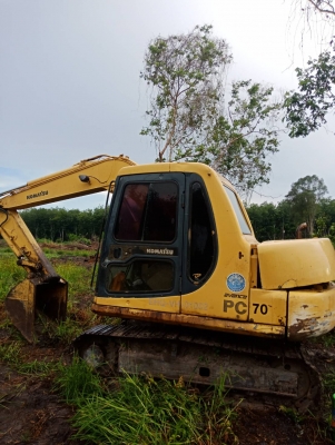ขายKOMATSU PC60-7 ไฟครบเอกสารอินวอยราคา 500,000