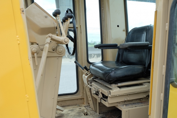 ขายรถเกรด เก่านอก CAT 140G ราคา 2,200,000 บาทไม่เคยใช้ในไทย นัดดูรถได้ที่ถนนบางนา-ตราด สมุทรปราการ ขายรถเกรด เก่านอก CAT 140G ราคา 2,200,000 บาทไม่เคยใช้ในไทย นัดดูรถได้ที่ถนนบางนา-ตราด สมุทรปราการ