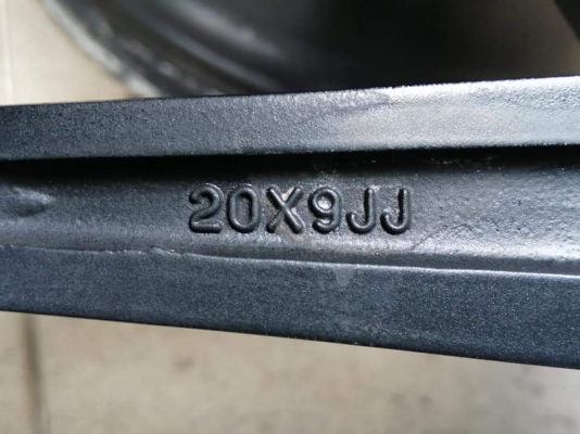ล้อ Advantus ขอบ20 ใส่รถ BMW 5-7 สภาพสวย ราคาไม่แพง ล้อ Advantus ขอบ20 ใส่รถ BMW 5-7 สภาพสวย ราคาไม่แพง