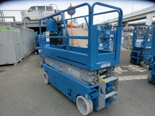 GENIE GS2032 : รถกระเช้า ขากรรไกร สูง 6 เมตร นำเข้าจากญี่ปุ่น โทร.080-6565422 (หนิง)