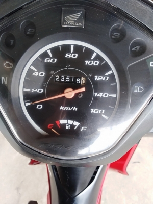 ขายHonda Wave110i ปี55 สตาร์ทเท้า