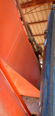 ปรับลดราคาเหลือ 1,200,000 ขาย HITACHI ZX200-5G ไม่มีเอกสารไมล์ 8200ชม.ราคา 1,350,000