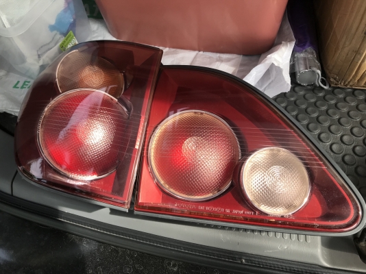 ไฟท้าย Toyota Harrier gen1 ไฟท้าย Toyota Harrier gen1