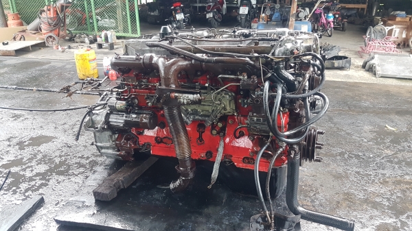 ขายเครื่องยนต์hino ek100