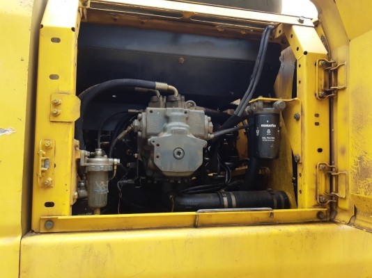 ขายรถแบคโฮ KOMATSU PC200-7 ขายรถแบคโฮ KOMATSU PC200-7