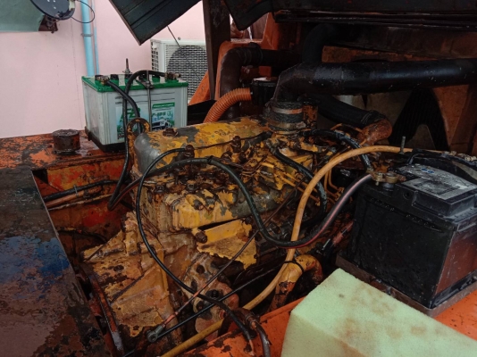 ขายโฟล์คลิฟท์ โคมัตสุ7 ตันเสาสูง 4 เมตรเกียร์ทอค์พร้อมใช้งานขายราคา 295,000 บาทสนใจดูรถท่าเรือแหลมฉบัง