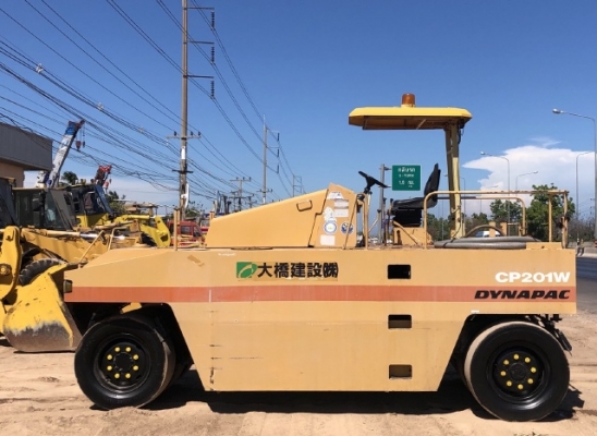 ขายรถบด 7 ล้อยาง DYNAPAC CP201W นำเข้าเองจากญี่ปุ่น สภาพสวยพร้อมใช้ มีVDOการทำงานครับ