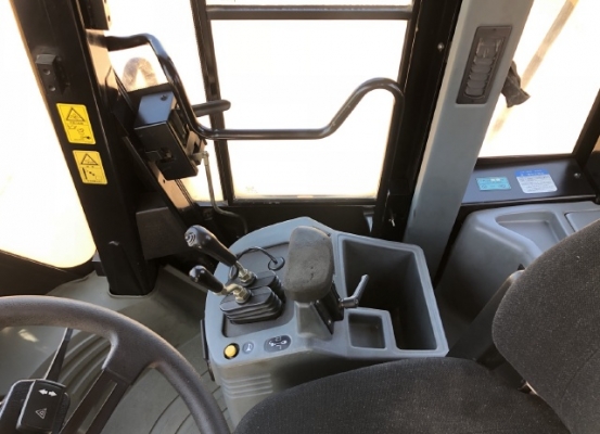 ขายรถตักล้อยาง CAT 950G นำเข้าเองจากญี่ปุ่น สภาพสวยพร้อมใช้ มีVDOการทำงานครับ