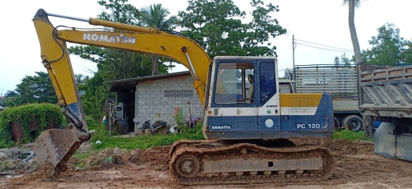 ขายKOMATSU PC120-5 คอลโทนสั้นใบซื้อขายราคา350,000