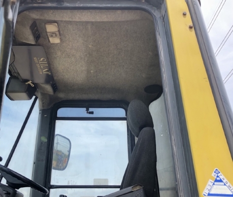 ขายรถตักล้อยาง KOMATSU WA300-3 รถนอกนำเข้าจากญี่ปุ่น สภาพสวยพร้อมใช้ มีVDOการทำงานครับ