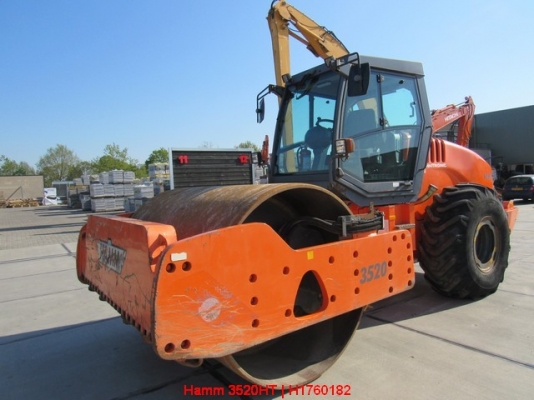 (20ตัน) HAMM 3520HT ถึงไทยเร็วๆนี้ 2,600ชม. เก่านอก ไม่แพงครับ
