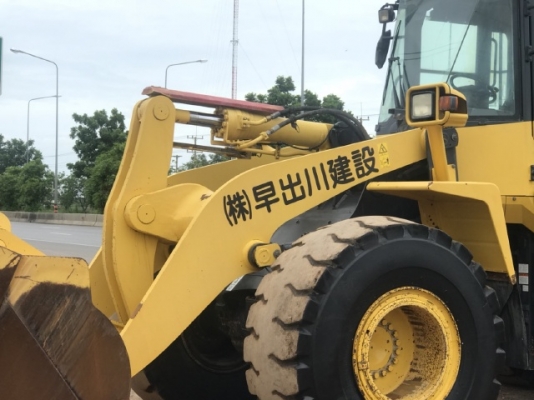 ขายรถตักล้อยาง KOMATSU WA380-6 ปี 2010 รถนอกนำเข้าจากญี่ปุ่น สภาพสวยพร้อมใช้ มีVDOการทำงานครับ