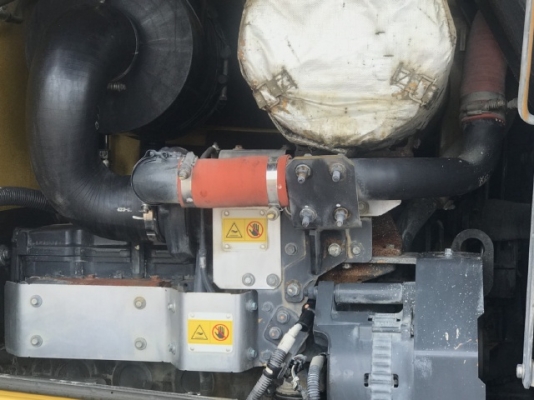 ขายรถตักล้อยาง KOMATSU WA380-6 ปี 2010 รถนอกนำเข้าจากญี่ปุ่น สภาพสวยพร้อมใช้ มีVDOการทำงานครับ