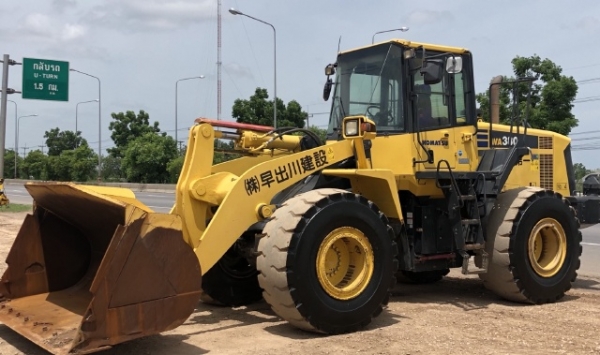 ขายรถตักล้อยาง KOMATSU WA380-6 ปี 2010 รถนอกนำเข้าจากญี่ปุ่น สภาพสวยพร้อมใช้ มีVDOการทำงานครับ