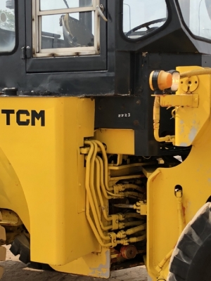 ขายรถตักล้อยาง TCM 50BZ2 (เท่าเทียบ WA200) นำเข้าเองจากญี่ปุ่น สภาพสวยพร้อมใช้ มีVDOการทำงานครับ