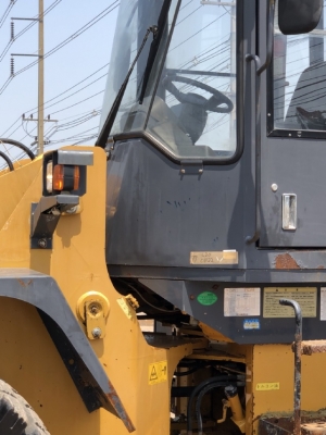 ขายรถตักล้อยาง TCM L20-3 (เทียบเท่า WA200) นำเข้าเองจากญี่ปุ่น สภาพสวยพร้อมใช้ มีVDOการทำงานครับ