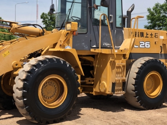 ขายรถตักล้อยาง TCM L26 นำเข้าเองจากญี่ปุ่น สภาพสวยพร้อมใช้ มีVDOการทำงานครับ