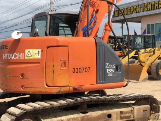ขายรถขุด HITACHI ZX135US นำเข้าเองจากญี่ปุ่น สภาพสวยพร้อมใช้ มีVDOการทำงานครับ
