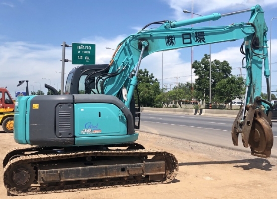 ขายรถขุด KOBELCO SK135SR หัวแม่เหล็ก นำเข้าเองจากญี่ปุ่น สภาพสวยพร้อมใช้ มีVDOการทำงานครับ