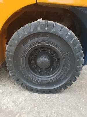 ขายรถโฟล์คลิฟท์ Toyota 7FD25 นำเข้าจากญี่ปุ่น เครื่องสมบูรณ์ พร้อมใช้งาน