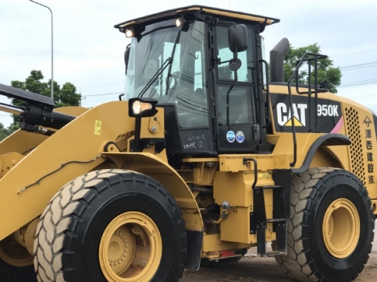 ขายรถตักล้อยาง CAT 950K ปี 2014 นำเข้าเองจากญี่ปุ่น สภาพพร้อมใช้ มีVDOการทำงานครับ
