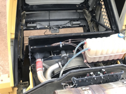 ขายรถตักล้อยาง CAT 950K ปี 2014 นำเข้าเองจากญี่ปุ่น สภาพพร้อมใช้ มีVDOการทำงานครับ