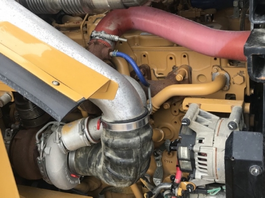 ขายรถตักล้อยาง CAT 950K ปี 2014 นำเข้าเองจากญี่ปุ่น สภาพพร้อมใช้ มีVDOการทำงานครับ