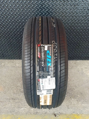 YOKOHAMA V551 215/50R17 ยางญี่ปุ่น ลดราคาพิเศษ เส้นละ 3,500 บาท YOKOHAMA V551 215/50R17 ยางญี่ปุ่น ลดราคาพิเศษ เส้นละ 3,500 บาท