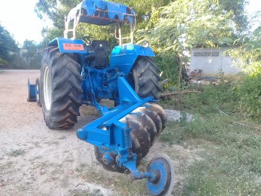 ขายรถไถฟอร์ด 6610 เสื้อลาย สภาพพร้อมใช้งาน เอกสารพร้อมโอน ขายรถไถฟอร์ด 6610 เสื้อลาย สภาพพร้อมใช้งาน เอกสารพร้อมโอน