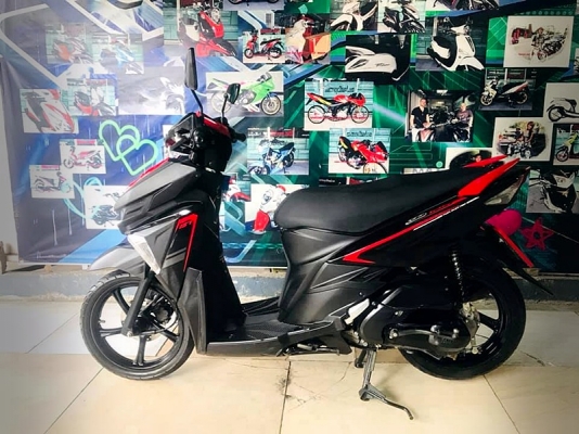 gt125 2017 สีดำแดง รถเครื่องเดิมดี สีสวย 25900