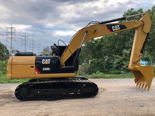 ขายCAT320D2 ชั่วโมง 7200 รถปี15 สีตัวรถเดิมๆ เก็บสีช่วงล่างกลับบุ้งกี๋ให้เรียบร้อยเหมือนรถใหม่ป้ายแดงเลย ราคา2,200,000 ขายCAT320D2 ชั่วโมง 7200 รถปี15 สีตัวรถเดิมๆ เก็บสีช่วงล่างกลับบุ้งกี๋ให้เรียบร้อยเหมือนรถใหม่ป้ายแดงเลย ราคา2,200,000