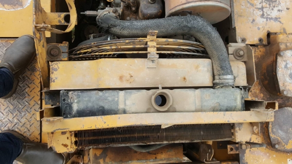ขาย แบคโฮ KOMATSU PC150 เครื่องเดิม ปั้มดีช่วงล่างโซ่สวย ใบเต็ม เอวแน่น เอกสารใบซื้อขาย ราคาต่อรองได้ครับ