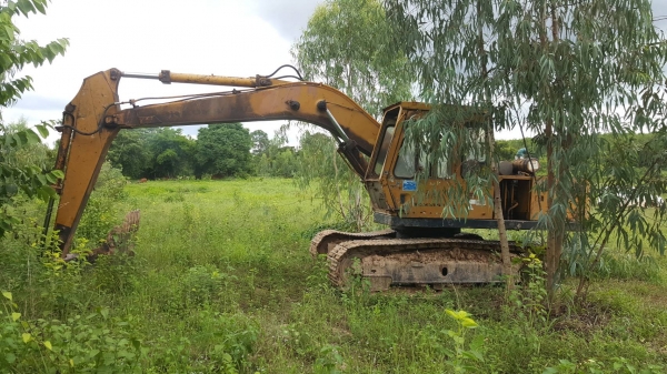 ขาย แบคโฮ KOMATSU PC150 เครื่องเดิม ปั้มดีช่วงล่างโซ่สวย ใบเต็ม เอวแน่น เอกสารใบซื้อขาย ราคาต่อรองได้ครับ