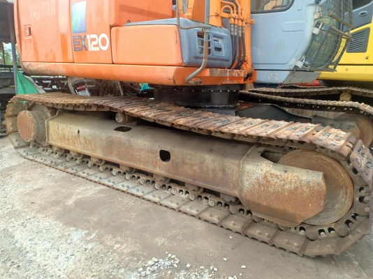 มาใหม่จ้า..HITACHI EX120-5 เก่านอกแท้  เดิมๆๆ  สภาพสวย  เครื่องปั๊มแห้ง มีลายแย๊ก...7,xxxชั่วโมง  พร้อมใช้ โทร 089-3818694 จ๊อย