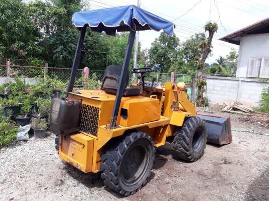 รถตักล้อยางCTM808A เอวออน รถสวย เก่านอก ใช้งานเมืองไทยได้ไหมนาน สนใจโทร 098-635-9769