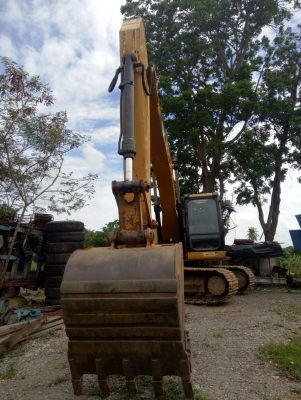 CAT 320D