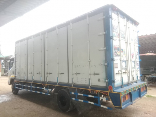 ขาย 6 ล้อกลาง EURO3 ISUZU FRR 210 แรงม้า คอมมอนเรว * ยาว 6.50 ม.* ปี2557 รถสวยเดิม+สภาพพร้อมใช้งาน * ขาย 6 ล้อกลาง EURO3 ISUZU FRR 210 แรงม้า คอมมอนเรว * ยาว 6.50 ม.* ปี2557 รถสวยเดิม+สภาพพร้อมใช้งาน *