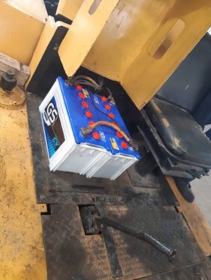 ขายฟอร์คลิฟต์ TCM FD6 ยกได้6ตัน เสาสูง3เมตร ดีเซลเกียร์อโต้ แผงงายกตู้ยาว 2.10เมตร ราคา 185,000งายกตู้ยาว