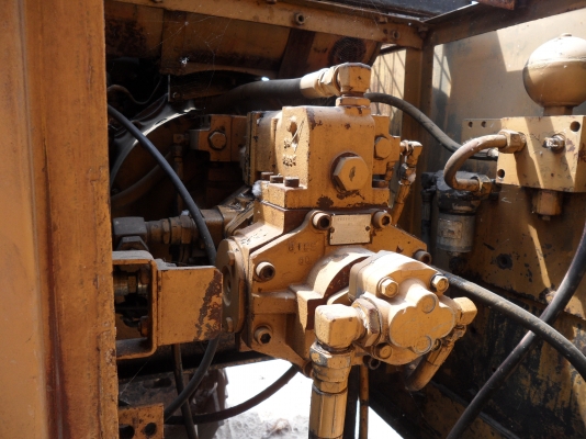 E120B CAT ใช้งานทุกวันเอกสารซื้อขาย ราคา395,000ต่อรองได้ สนใจโทร 081-989-1989 หรั่งครับ