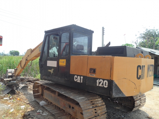 E120B CAT ใช้งานทุกวันเอกสารซื้อขาย ราคา395,000ต่อรองได้ สนใจโทร 081-989-1989 หรั่งครับ