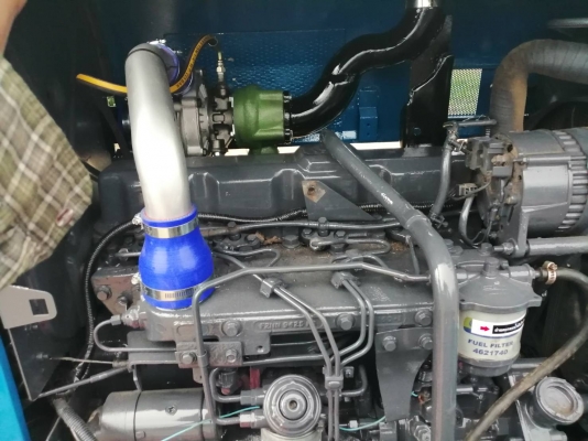 ขาย6640/4×4/เกียกลางคานคาลาโล่มีเทอโบ ขาย6640/4×4/เกียกลางคานคาลาโล่มีเทอโบ