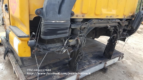 SALE สินค้าเก่านอก*โปรลดกระหน่ำ ราคาถูกตาแตก!!หัวเก๋งรถบรรทุกไซค์10ล้อ -หัวลาก /CABIN  ISUZU :GIGA (มีขาหลัง)