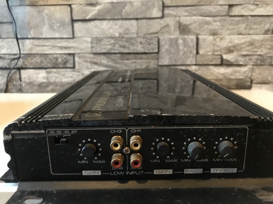 เหมา amp 4 ch ของนอก 2 ตัว เหมา amp 4 ch ของนอก 2 ตัว