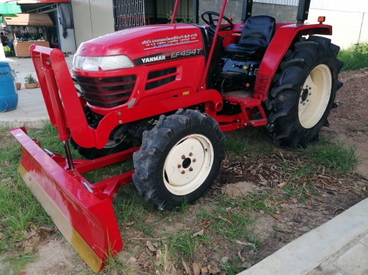 ขายยันม่าร์49เเรง พร้อมใบดันดิน+ผาน6/24 เครื่องเกียเฟืองท้ายเดิมๆจากโรงงาน พร้อมเล่มชุดโอน