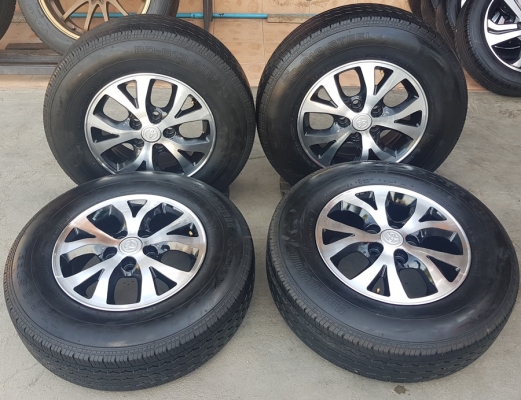 ขายล้อTOYOTA  ขอบ15 ยางปี18   4 ล้อ